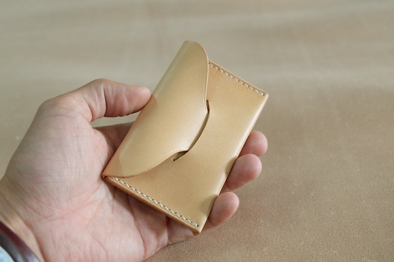 Smile business card holder Italian vegetable tanned leather - Card Holders & Cases - Genuine Leather 