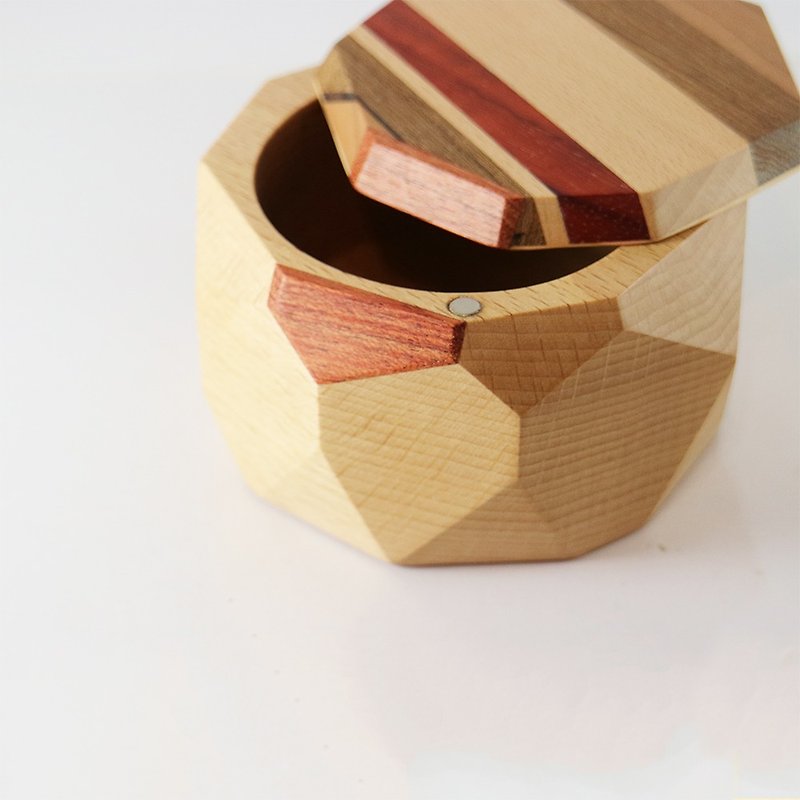 Polygonal box with special wooden inlaid magnetic lid-Beech x Bubinga- - Storage - Wood Brown