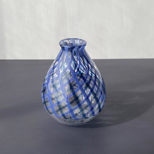 花器青紫・紺色格子模様-卵型- - 設計館shizuka-miura 花瓶/陶器- Pinkoi