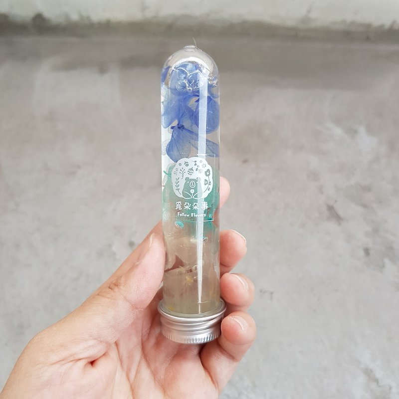 Dry Flower Healing Bottle | Magic Potion - ของวางตกแต่ง - พืช/ดอกไม้ สีน้ำเงิน