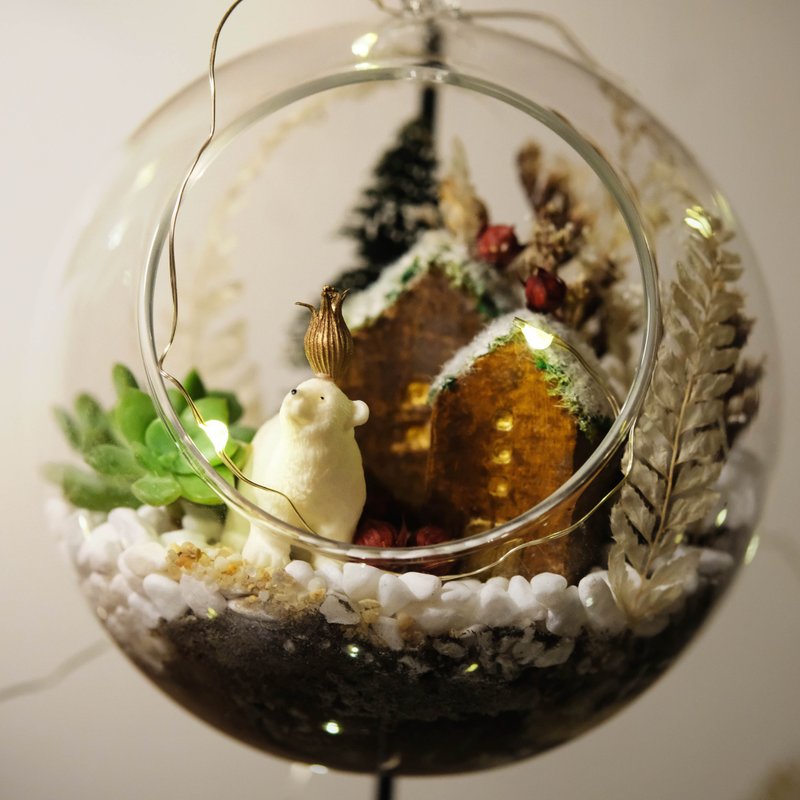 Christmas cabin glass micro-scape succulent ecological bottle micro-landscape hand-made course Christmas gift exchange gift - Plants & Floral Arrangement - Plants & Flowers 