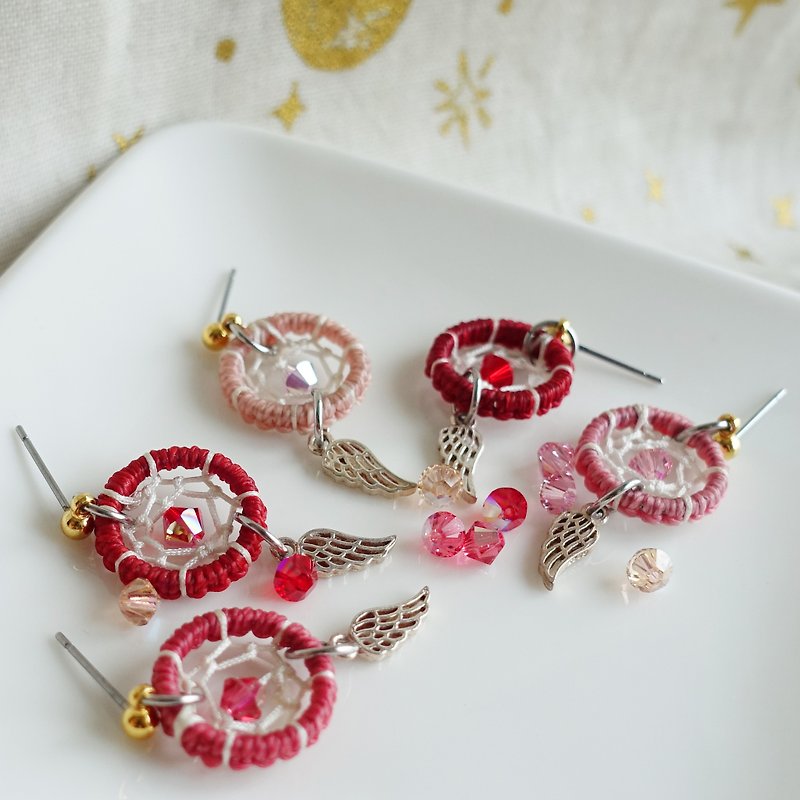 Mini Dream Catcher Earrings│Red Series│Steel Pin / Adjustable Clip-On - ต่างหู - วัสดุอื่นๆ สีแดง
