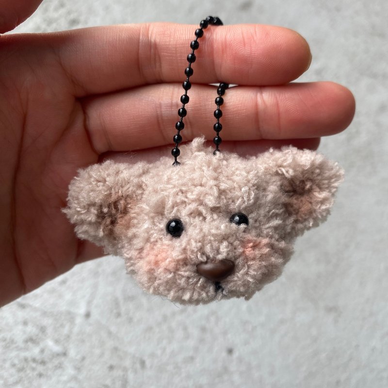 淺棕熊頭吊飾5cm BEAR-毛根扭扭棒手作/娃娃寵物玩偶 - 其他 - 其他材質 卡其色