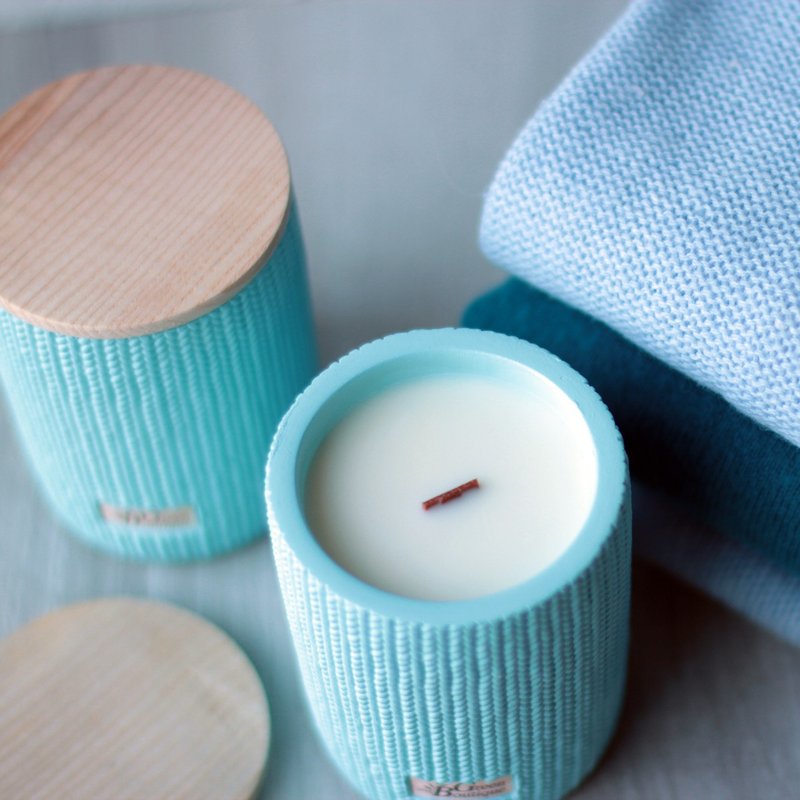 Luxury scented soy candle SWEATER WEATHER - Candles & Candle Holders - Wax Multicolor