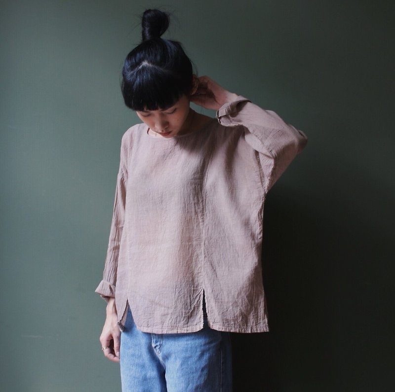 OMAKE Select long-sleeved autumn four-sided slab open thin cotton top 藕 brown - Women's Tops - Cotton & Hemp Brown