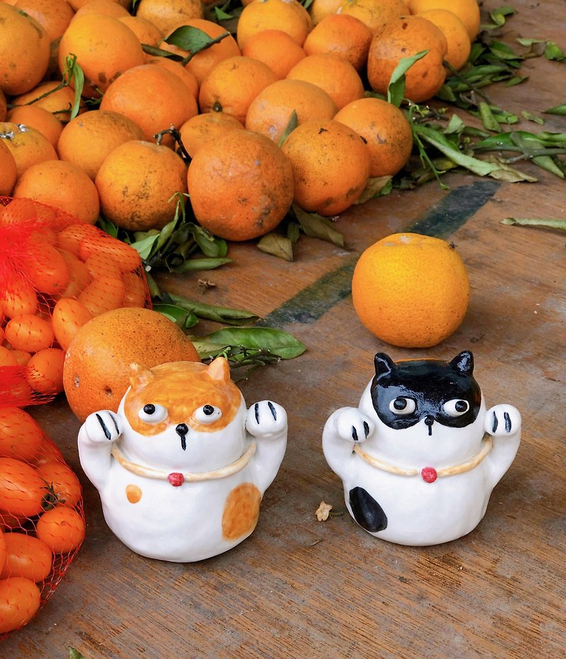 lucky cat benz cat orange cat - Stuffed Dolls & Figurines - Porcelain White