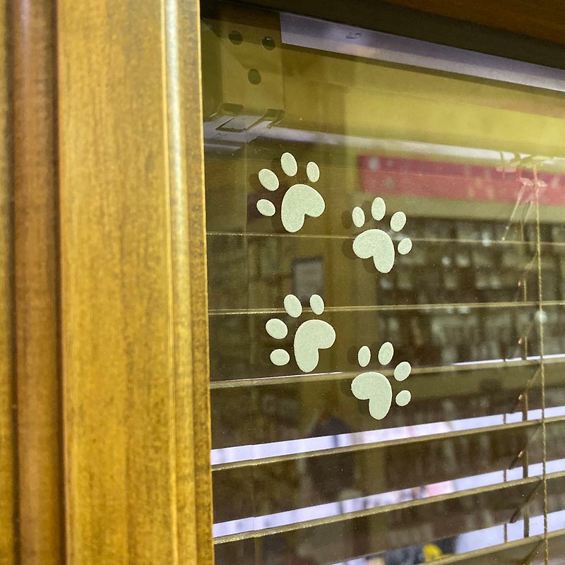 Dog Cat Footprint Footprint Reflective Sticker Pet Footprint - สติกเกอร์ - วัสดุอื่นๆ สีเงิน