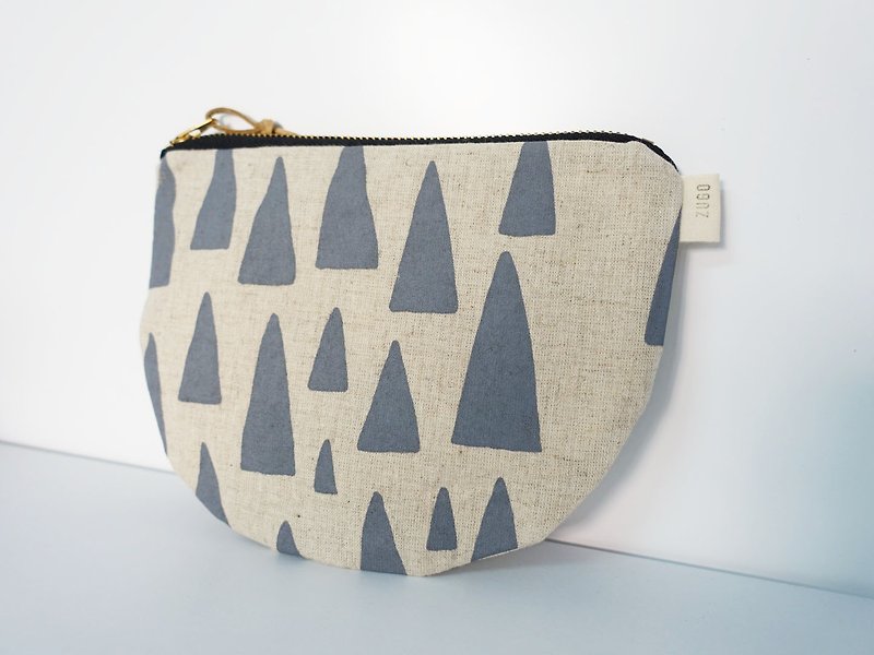 Screen printing Zipper bag forest - กระเป๋าเครื่องสำอาง - ผ้าฝ้าย/ผ้าลินิน สีเทา