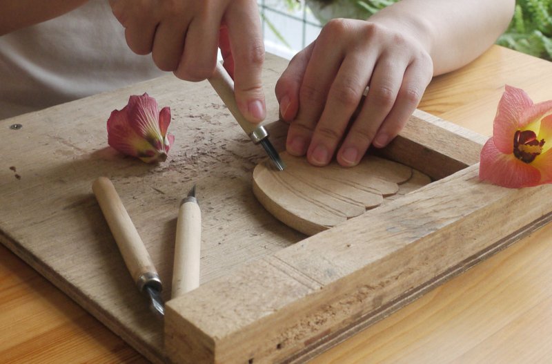 Dadaocheng | Traditional chiseled wood carving experience - leaf planting wooden plate | vegetation, bamboo and stone - Woodworking / Bamboo Craft  - Wood 