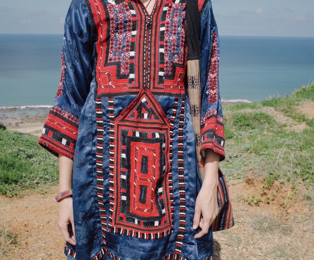 Vintage balochi dress Hand embroidered Balochi traditional dress Shop YUZIVINTAGE One Piece Dresses Pinkoi