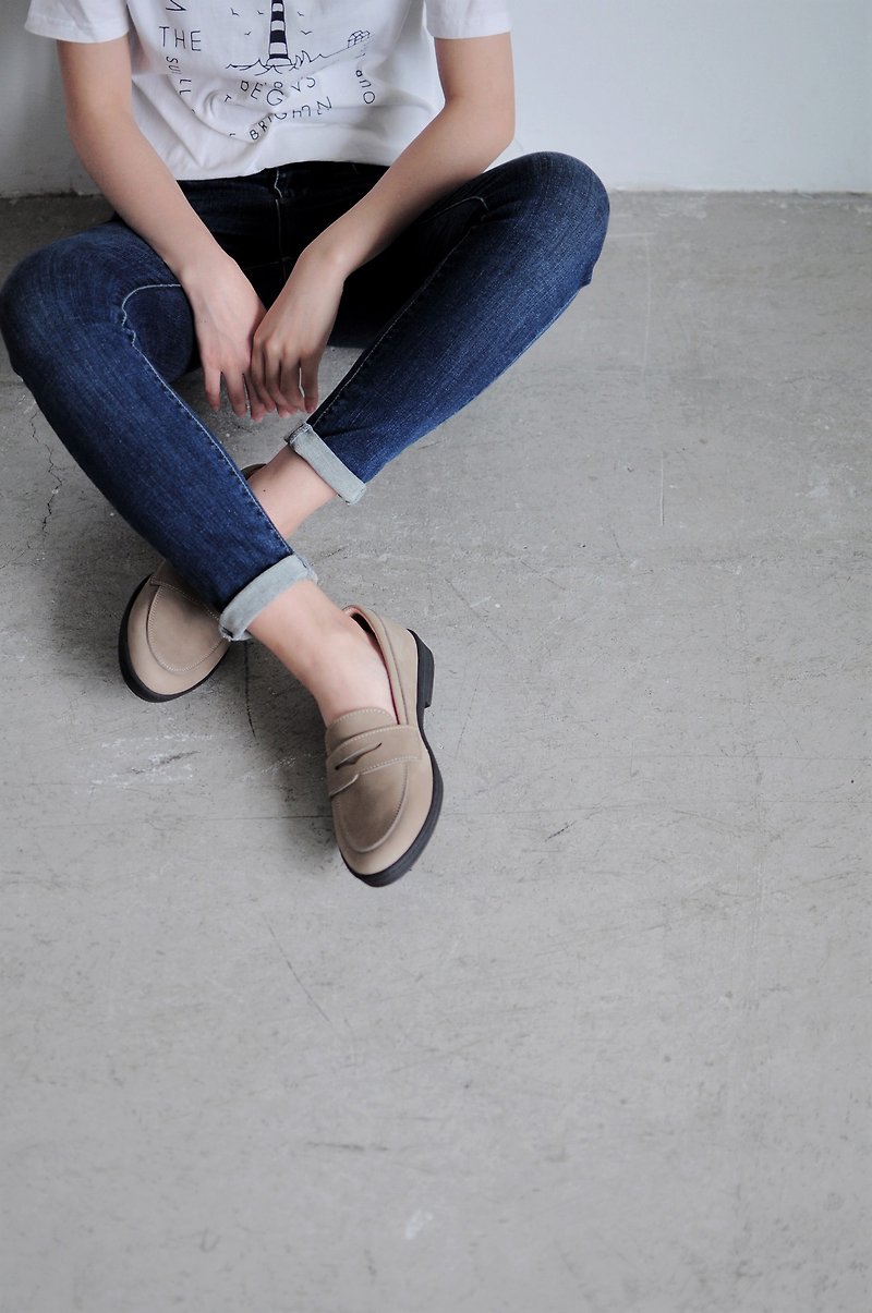 Nubuck Leather Loafers (Grey) - รองเท้าอ็อกฟอร์ดผู้หญิง - หนังแท้ สีเทา