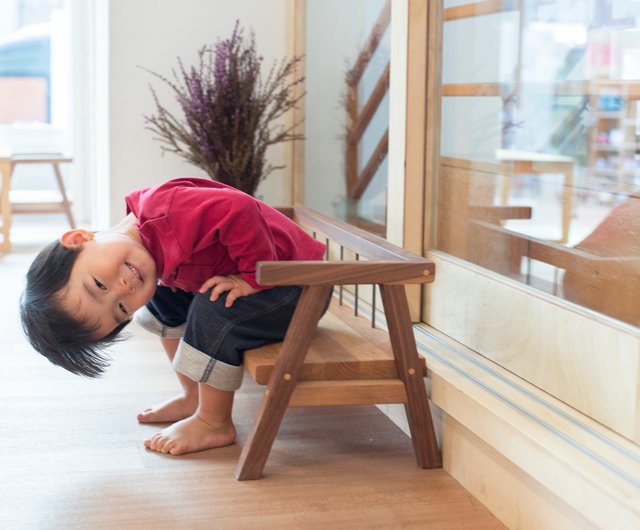 木彫 ベンチチェスト木製 アームベンチ 肘掛け椅子 ブランケットボックス 肘掛け付ベンチ - ショップ eguchi toys キッズ家具 - Pinkoi