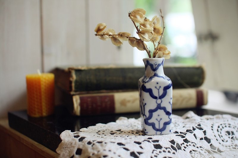 【好日戀物】德國VINTAGE手繪沉穩深藍 典雅陶瓷小花器 擺飾 聖誕禮物 - 擺飾/家飾品 - 其他材質 藍色