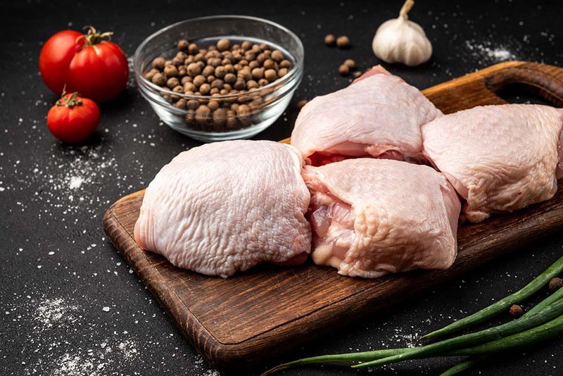 Golden Chicken Bone-in Chicken Legs (cut into pieces) 350g+/-5% - Other - Fresh Ingredients Pink