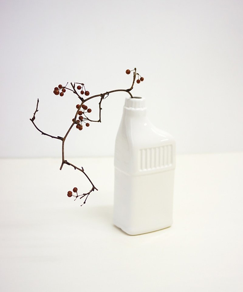 EOIL CAN SHAPED FLOWER VASE Cleaner Shaped Porcelain - Pottery & Ceramics - Porcelain White
