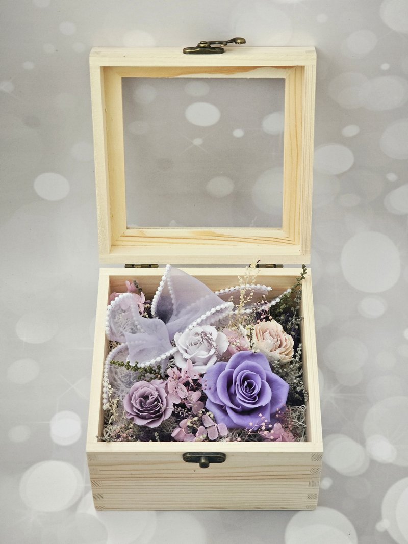 Gift/French Romantic Ribbon Flower Box/Purple Series/Log Flower Box/Eternal Flower/Non-withered Flower/Dried Flower - ช่อดอกไม้แห้ง - พืช/ดอกไม้ สีม่วง