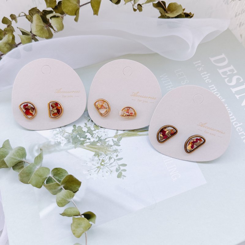 Gorgeous Vintage Dry Flower Earrings Preserved Flower Real Flower Earrings Real Flower Clip-On Preserved Flower Earrings Earrings - ต่างหู - พืช/ดอกไม้ สีแดง