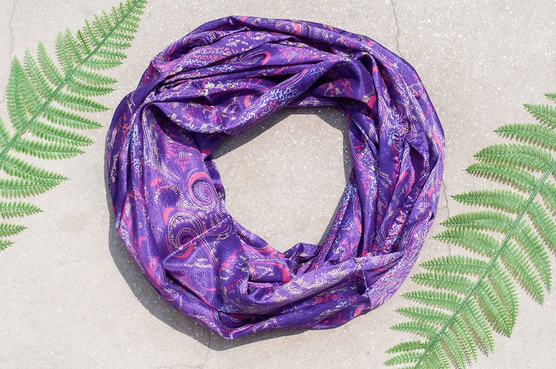 絲綢絲巾/滑面絲綢絲巾/法式浪漫絲綢圍脖/雙圈圍脖-紫羅蘭花朵 - 絲巾 - 絲．絹 紫色