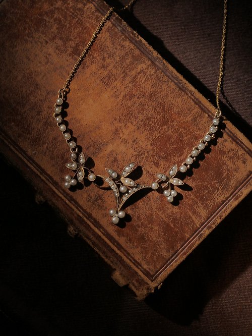 鑲珹古董珠寶 1890s 英國 維多利亞時代晚期 玻璃珍珠花葉項鍊