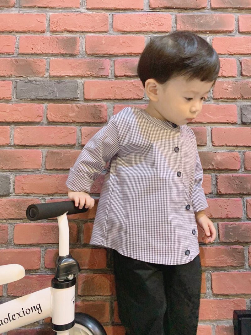 CHILDHOOD Chaihu has a fine texture blue grid wrinkle-resistant shirt designer version - Tops & T-Shirts - Cotton & Hemp 