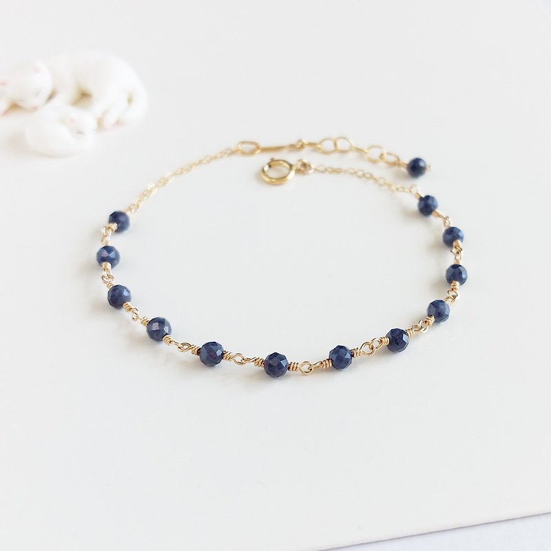 Blueberry Sapphire x 14KGF Bracelet - สร้อยข้อมือ - เครื่องเพชรพลอย สีน้ำเงิน