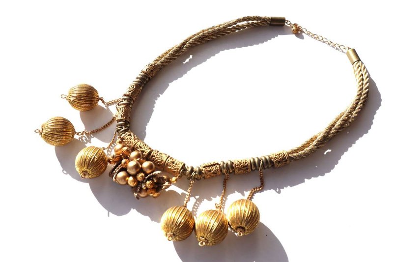 80s vintage gold tone ethnic necklace - 項鍊 - 其他金屬 金色