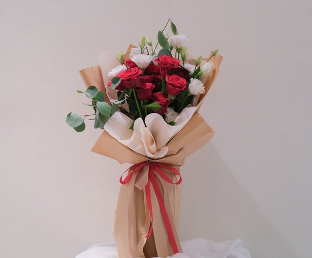 Red Rose Bouquet  Flower Gift Korea