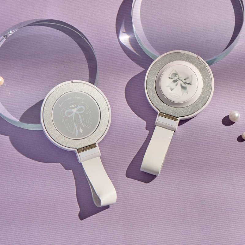 守護天使 15W MagSafe対応ワイヤレス充電器（スタンド機能付き） - ワイヤレス充電器 - プラスチック 多色