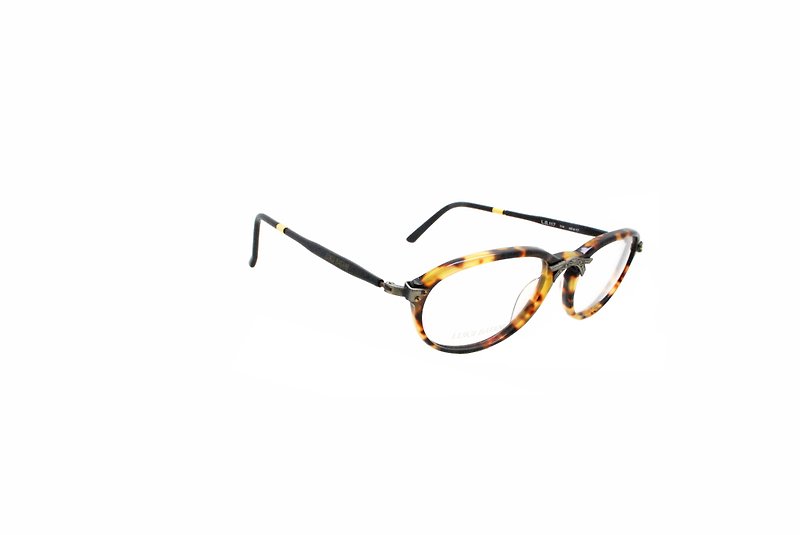 You can purchase plain/degree lenses Luigi Batani LB117 114 80's antique glasses - กรอบแว่นตา - พลาสติก สีนำ้ตาล
