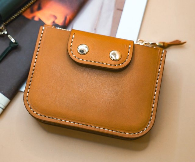 【訳アリ格安品】vintage gun studs wallet 新品未使用品 訳アリ格安品】vintage gun studs wallet 新品未使用品 - メルカリ