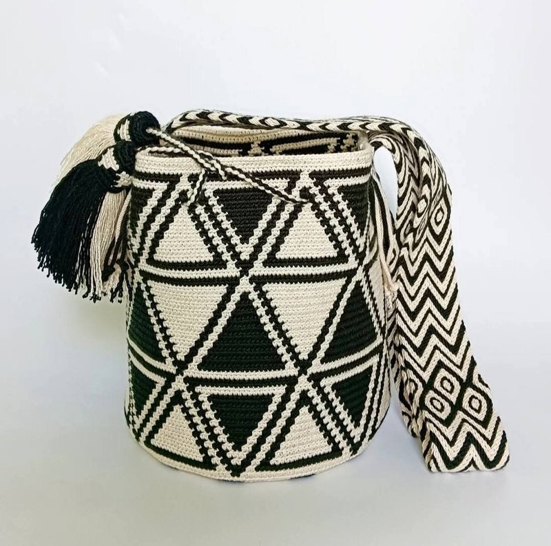 Two tone mochila bag,Crossbody bag for women,Handcraft bag,Crochet bag ,Cr - 側背包/斜背包 - 棉．麻 