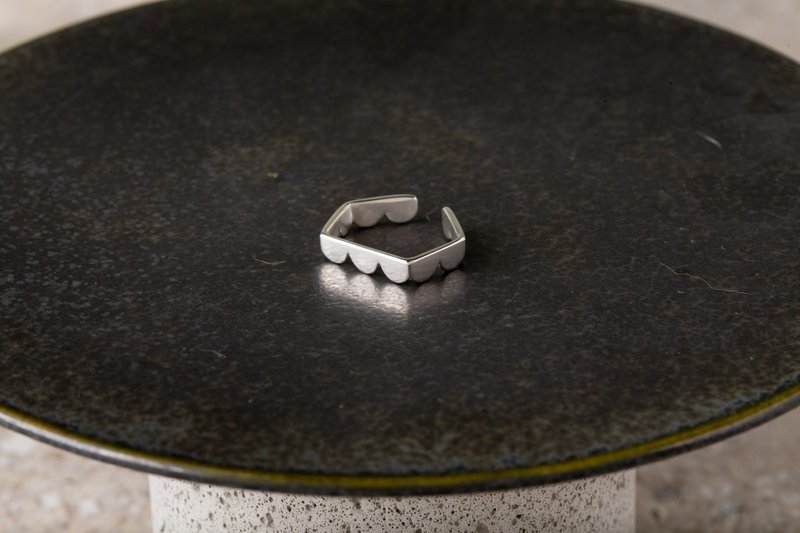 鬍子小姐轉折系列 六角 戒指 /耳掛 兩用設計 EarCuff Ring - 耳環/耳夾/耳骨夾 - 純銀 銀色