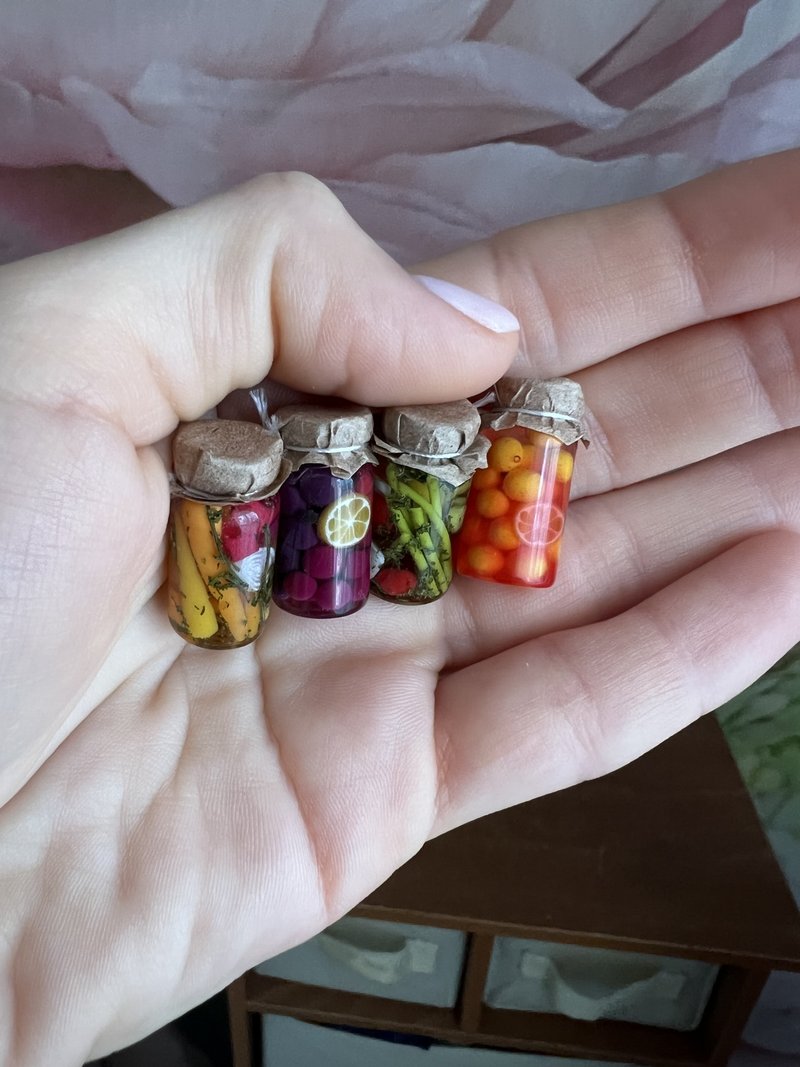 Miniature jars Barbie foods doll foods miniature - 彌月禮盒 - 玻璃 多色