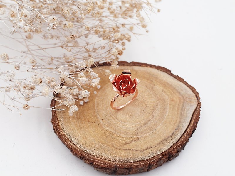 Blooming flower Bronze plating Rose Gold ring - แหวนทั่วไป - โลหะ สีแดง