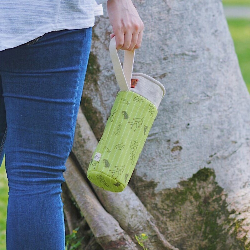 保溫防撞水壺袋(漂浮森林)草地綠/交換禮物/畢業季 - 飲料提袋/杯袋/杯套 - 棉．麻 綠色