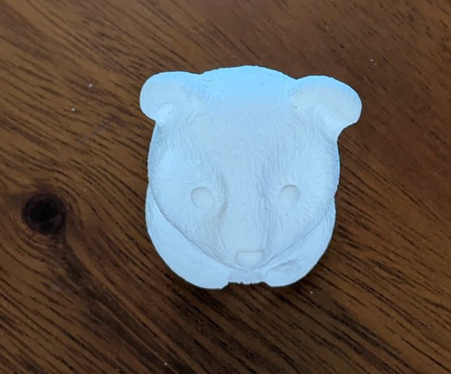ツキノ輪クマ魔除けアンテーク クマの人形拡散石石膏ホワイト胚はDIY台湾ツキノワグマを着色