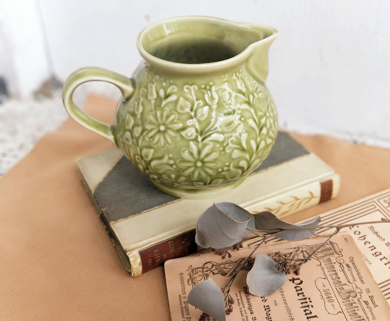 [Good day fetish] East German ancient ceramic teapot / milk jug - Teapots & Teacups - Pottery Green
