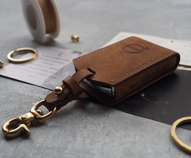 Handmade leather car key cases with name stamping service.(made to