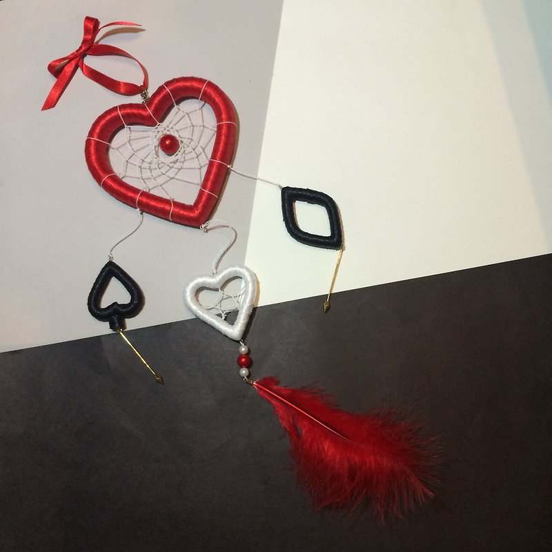 Queen of Hearts Dreamcatcher - Items for Display - Other Materials Red