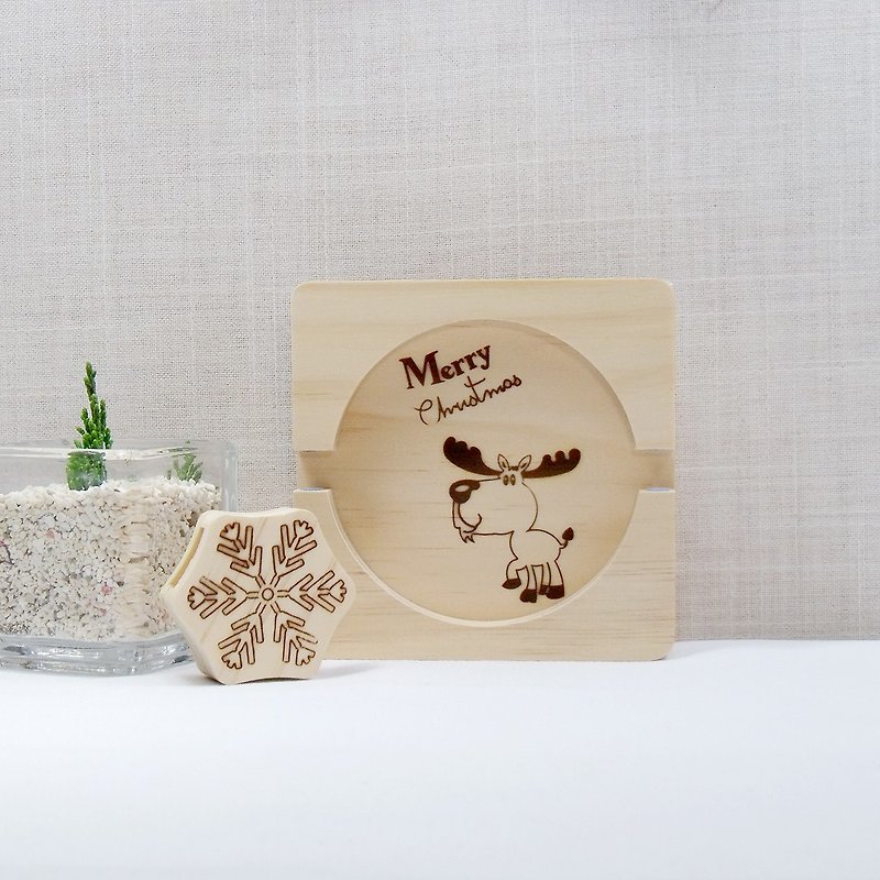 Christmas gift exchange natural solid wood snowflake set folder out of Christmas Elk mobile phone seat outstanding coaster special custom text - ที่ตั้งมือถือ - ไม้ สีนำ้ตาล