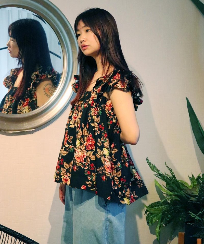 SHOULDER FRILL CAMI BUSTIER 152/BED OF ROSE - 女上衣/長袖上衣 - 聚酯纖維 黑色