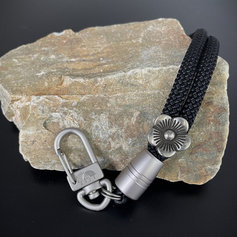 niji 6mm Black strap w antique silver flower stopper - อื่นๆ - ไนลอน หลากหลายสี