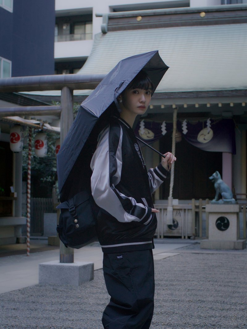 【XRAGE 11周年】仲間商標輕量折疊傘 - 雨傘/雨衣 - 尼龍 黑色