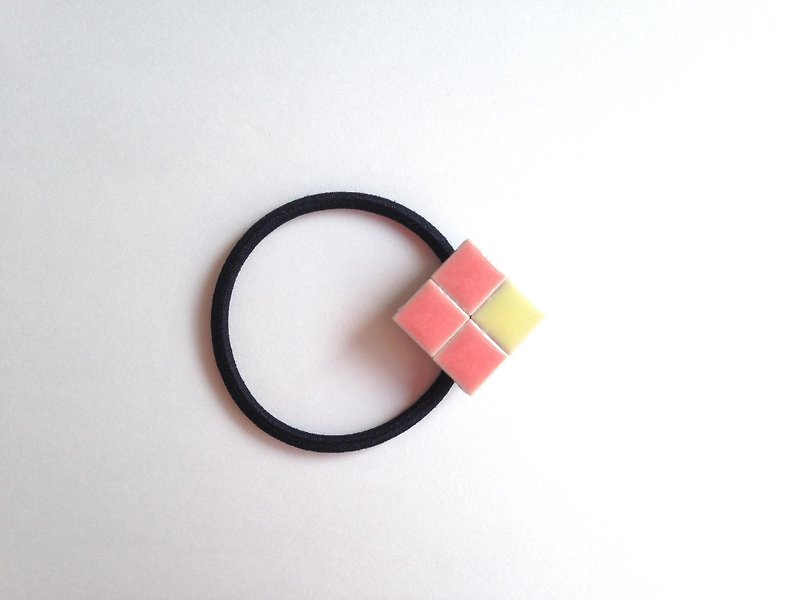Tile hair rubber (pink × yellow) - Hair Accessories - Pottery 