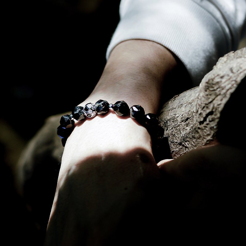 Men's Nuummite Beaded Bracelet with Dark Star Show on PC Tablet AWNL   Men's Be - Bracelets - Crystal Black