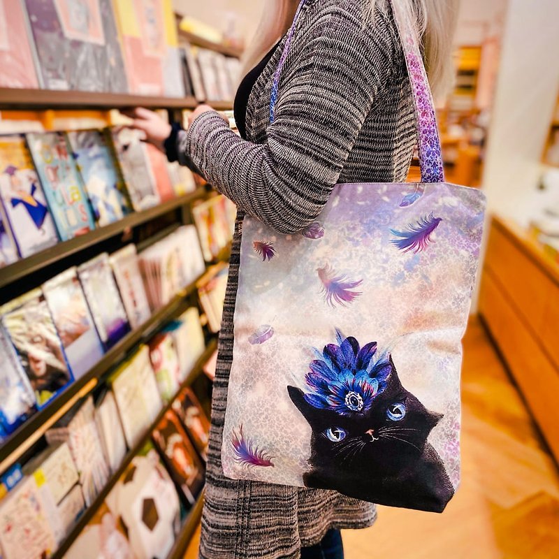 Canvas bag | Side backpack | Zipper style - Mysterious and noble • Noble black cat - กระเป๋าถือ - ผ้าฝ้าย/ผ้าลินิน สีม่วง