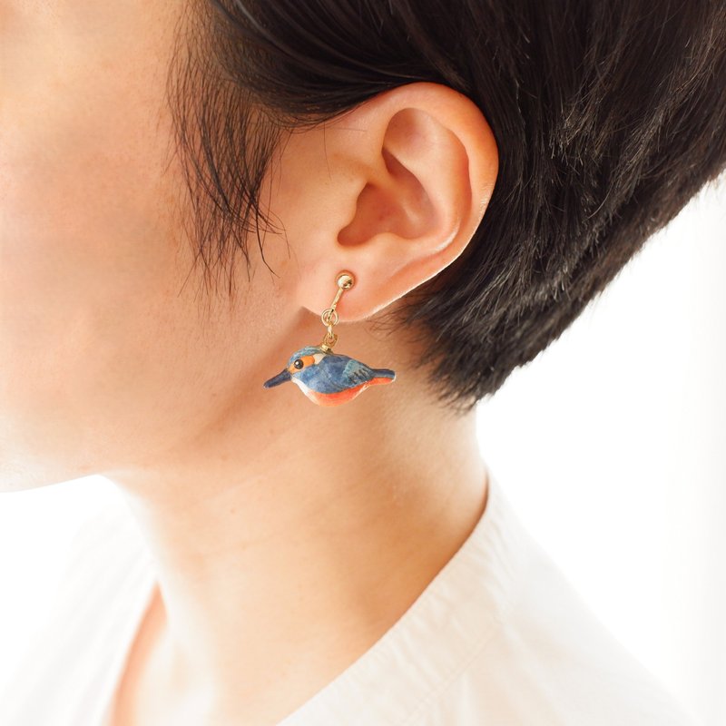 Washi paper accessory Clip-On/pierced earrings Kingfisher Wild bird - ต่างหู - วัสดุอื่นๆ สีน้ำเงิน