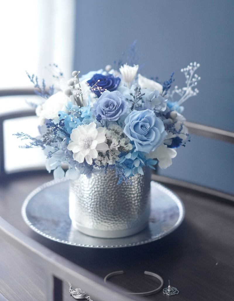 タナバタバレンタインデーフラワーギフトバレンタインデーフラワーギフトバースデーフラワーギフト紺碧の青いバラ不滅の花の花束 - 観葉植物 - 寄せ植え・花 ブルー