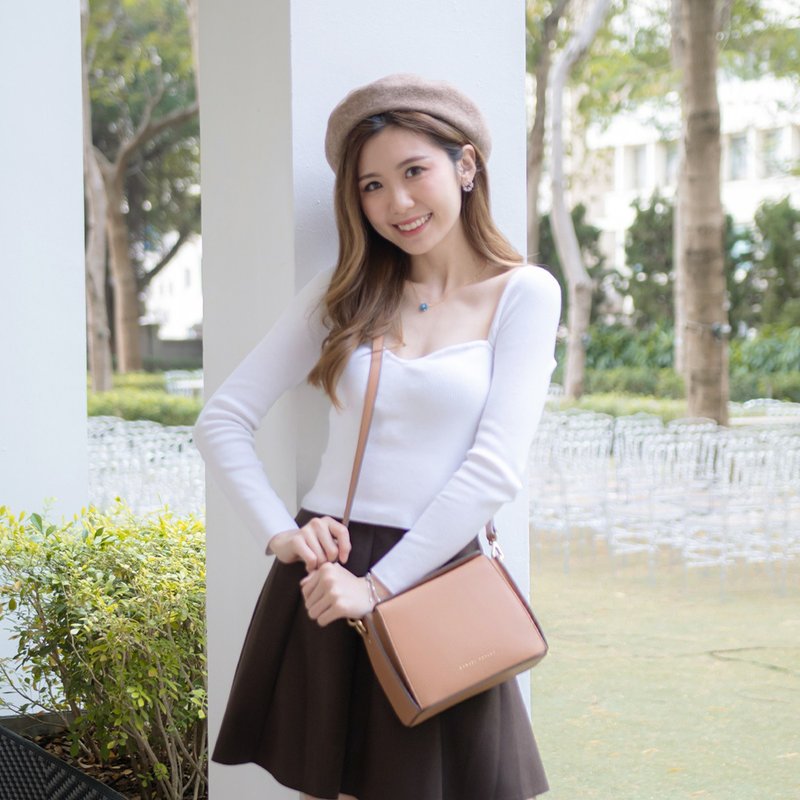 【Gift for Her】Pandora Leather Satchel - Camel | Birthday Gift Ideas - กระเป๋าแมสเซนเจอร์ - หนังแท้ สีนำ้ตาล