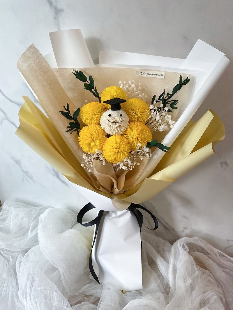 【花热】Sunflower Graduation Bouquet - ช่อดอกไม้แห้ง - พืช/ดอกไม้ สีเหลือง